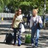 Carolina Dieckmann foi vista com Maria Ribeiro desembarcando no aeroporto Santos Dumont na tarde desta terça-feira, 18 de março de 2014