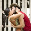 Matias (Begê Muniz) rouba um beijo de Celina (Mariana Rios) em 'Além do Horizonte'