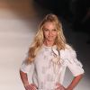 Candice Swanepoel foi o grande destaque do São Paulo Fashion Week. A angel da Victoria's Secret abriu e fechou o defile da Forum