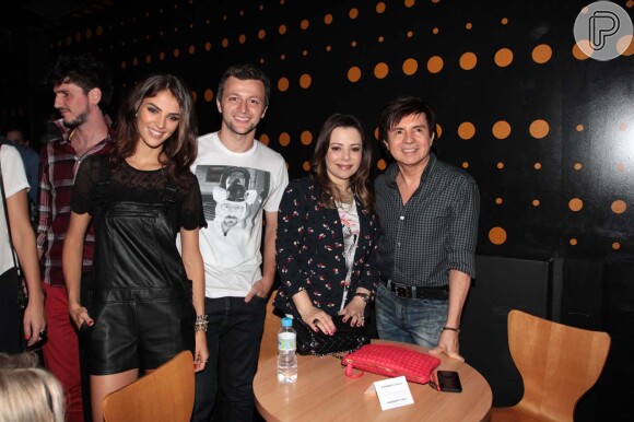 Mônica Benini, Xororó, Noely e Lucas Lima no show de Junior Lima, em São Paulo