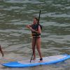 13 de abril de 2014 - Antônia Fontenelle pratica stand up paddle no Rio