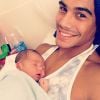 Micael Borges gosta de compartilhar momentos com o filho, Zion