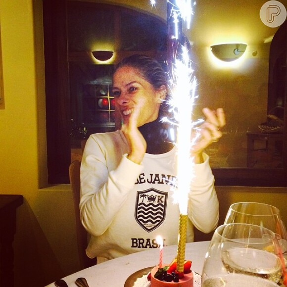 Adriane Galisteu comemora seu aniversário de 41 anos com viagem ao Uruguai (18 de abril de 2014)