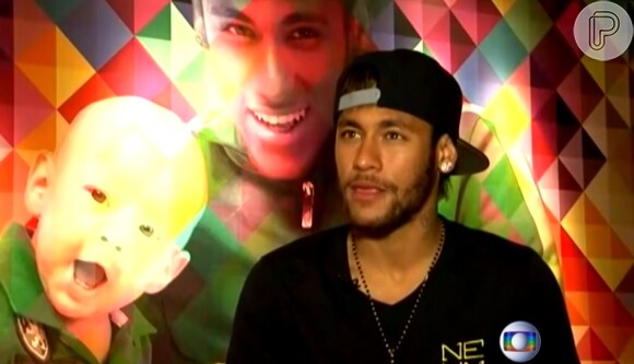 Neymar conversa com o 'Jornal Nacional' e tranquiliza os fãs: 'Agora é recuperar' (18 de abril de 2014)