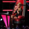 Shakira usou vestido da marca Pat.bo no programa 'The Voice' desta segunda-feira, 28 de abril de 2014