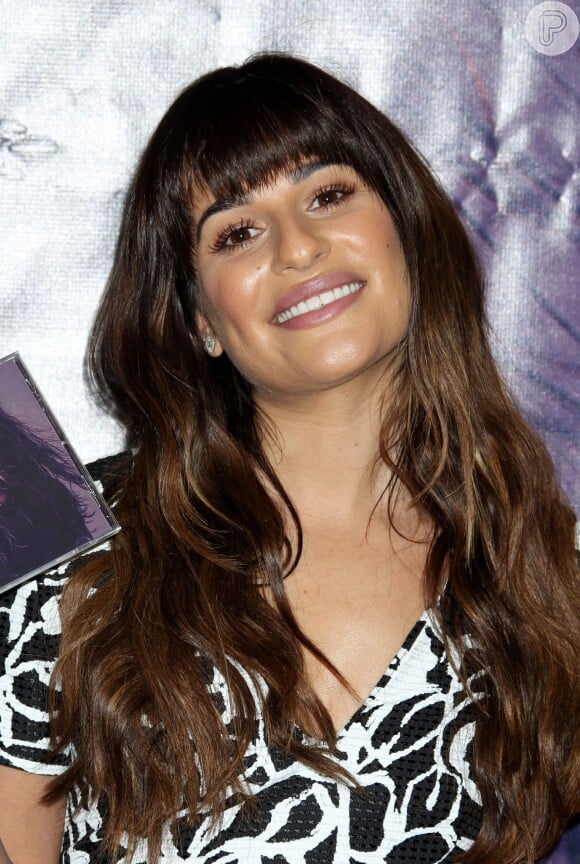 Lea Michele, que passou por semanas conturbadas no set de filmagem, ficou feliz com o carinho dos colegas