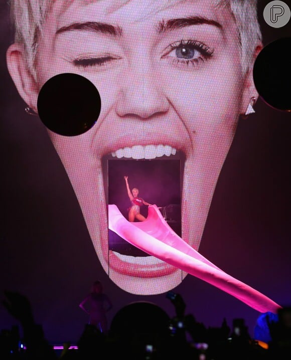 Miley Cyrus retoma shows da Bangerz Tour