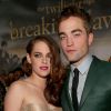 Robert Pattinson começou a namorar Kristen Stewart durante as filmagens da saga 'Crepúsculo'
