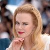 Nicole Kidman posa com simpatia ao lançar 'Grace: A Princesa de Mônaco' em Cannes 2014