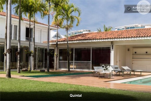 Ronaldinho Gaúcho colocou mansão para alugar durante a Copa do Mundo, com diária de R$ 34 mil