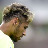 Copa 2014: Neymar fica loiro e jogadores apostam em penteados criativos. Confira