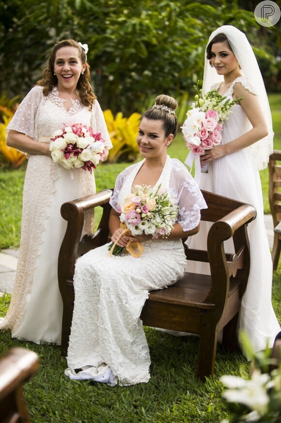 Fernanda Souza, Lais Pinho e Isabella Garcia vestidas de noiva em 'Malhação'