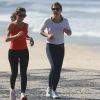 Aproveitando esta sexta-feira 30 de maio de 2014 de sol, Adriana Esteves resolveu se exercitar na praia do Pepino, em São Conrado, Zona Sul do Rio de Janeiro