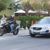 Após o almoço, Luana Piovani foi embora em seu carro, e Marcelo Novaes em sua moto