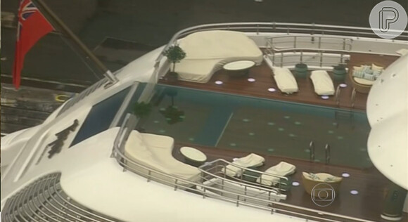 Iate Topaz tem oito andares e três piscinas. Embarcação vale mais de R$ 1 bilhão.