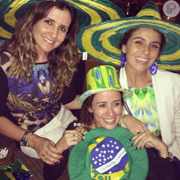 Giovanna Antonelli comemorou, em seu Instagram, vitória da Seleção Brasileira, no jogo contra a Croácia, nesta quinta-feira, 12 de junho de 2014, em São Paulo