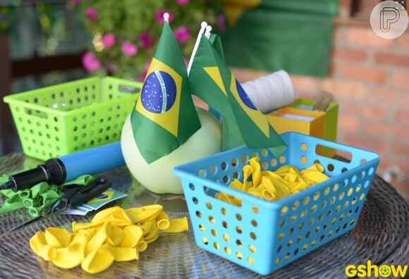 Susana Vieira gosta de decorar sua casa para a Copa do Mundo