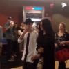 Um fã do casal filmou Justin Bieber e Selena Gomez saindo do cinema