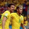 Brasil vence Camarões por 4 a 1. Neymar fez dois gols, Fred fez o terceiro e Fernandinho finalizou o quarto gol da Seleção Brasileira (23 de junho de 2014)