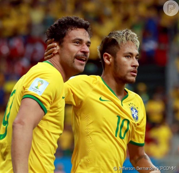 Com Gols De Neymar Fred E Fernandinho Brasil Vence Camaroes Por 4 A 1 Feliz Purepeople