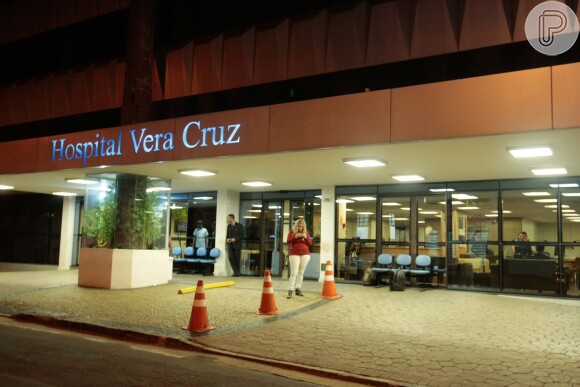 Sandy teve o primeiro filho no Hospital Vera Cruz, em Campinas (24 de junho de 2014)