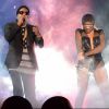 Beyoncé e Jay-Z se apresentam no primeiro show da turnê On The Run em Miami, nos Estados Unidos, em 25 junho de 2014