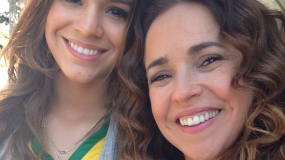 Daniela Mercury tieta Bruna Marquezine no Mineirão: 'Muito simpática'
