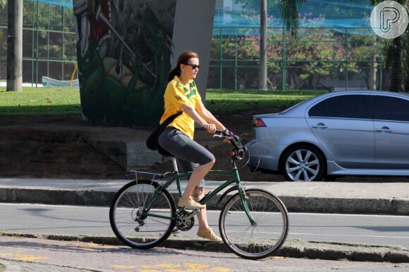 Julia Lemmertz interpreta Helena na novela 'Em Família'