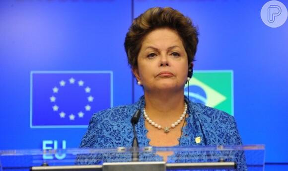 Dilma Roussef lamentou a derrota do Brasil na partida contra Alemanha nesta  terça-feira, 8 de junho de 2014, em seu perfil no Twitter
