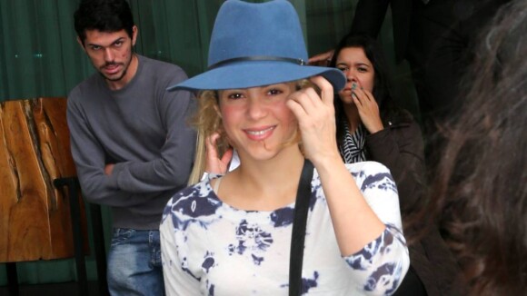 Shakira é fotografada ao deixar hotel sem o filho, Milan, no Rio de Janeiro