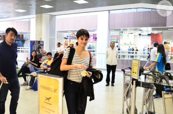 Sophie Charlotte embarcou no aeroporto Santos Dumont, no Rio de Janeiro, nesta segunda-feira, 14 de julho de 2014