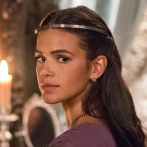 Catarina (Bruna Marquezine) tem um ataque de fúria ao ser rejeitada por Afonso (Romulo Estrela) nos próximos capítulos da novela 'Deus Salve o Rei'