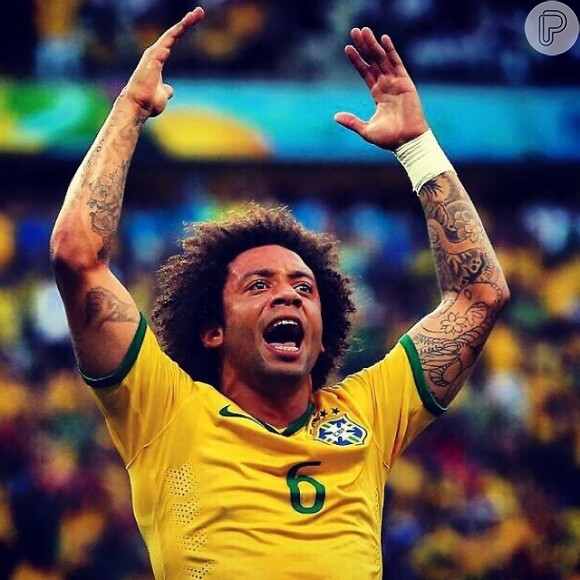 Após derrota na Copa, Marcelo desabafou na internet. 'Temos que erguer a cabeça'