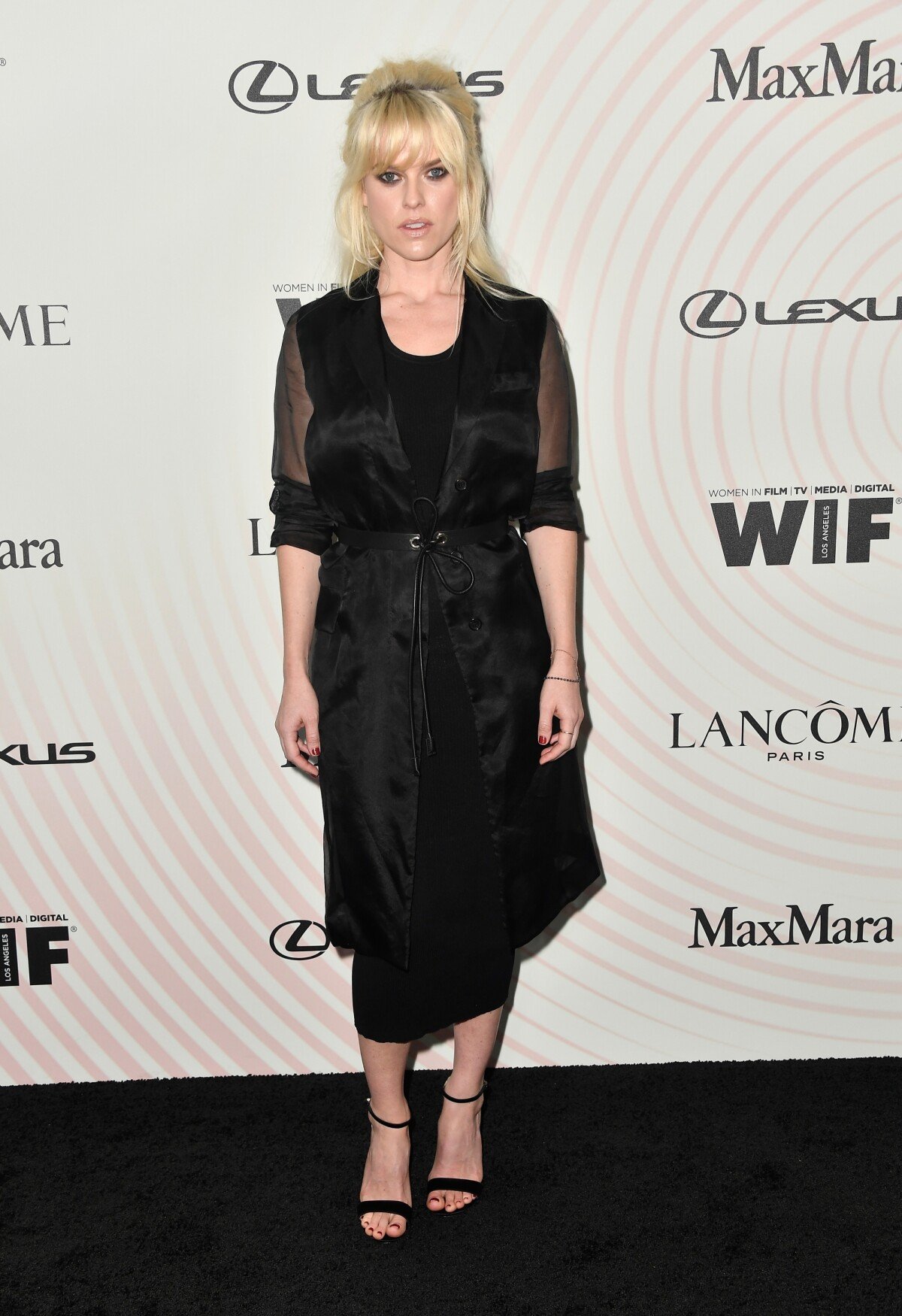 Foto: A atriz Alice Eve no Women In Film 2018 Crystal + Lucy Awards,  promovido por Max Mara, Lancôme e Lexus no The Beverly Hilton Hotel, em  Beverly Hills, na Califórnia, nesta