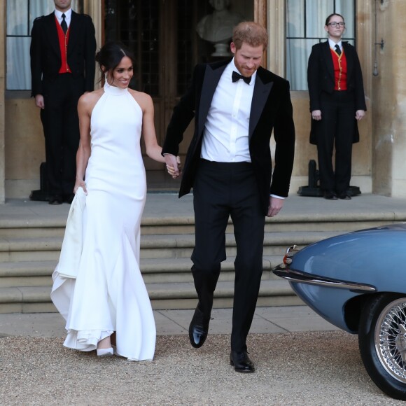 Serão feitas 46 réplicas do vestido de festa de casamento de Meghan Markle