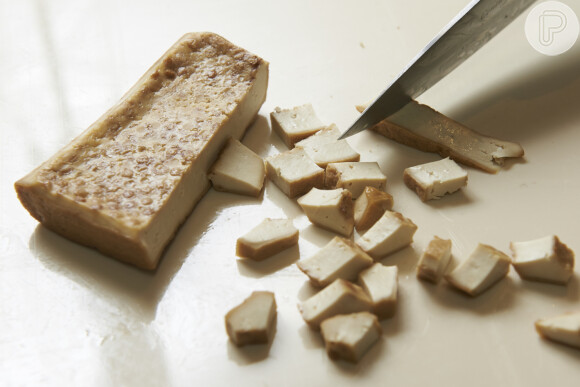 'Gosto muito do tofu. Consumo intencionalmente como um substituto da carne', afirma a atriz Isabelle Drummond, que é vegetariana