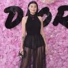 Amalie Gassmann prestigiou o desfile da coleção primavera/verão 2019 masculina da Dior, durante a Paris Fashion Week, neste sábado, 23 de junho de 2018
