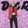 Caroline Daur prestigiou o desfile da coleção primavera/verão 2019 masculina da Dior, durante a Paris Fashion Week, neste sábado, 23 de junho de 2018
