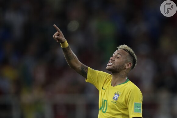 Neymar mandou recado para o filho, Davi Lucca, no final do jogo do Brasil contra a Sérvia