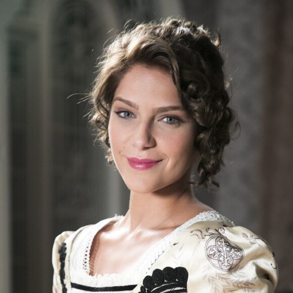 Charlotte (Isabella Santoni) decide armar contra Uirapuru (Bruno Gissoni) e se desculpa com o irmão, Darcy (Thiago Lacerda), nos próximos capítulos da novela 'Orgulho e Paixão'