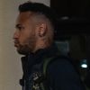 Neymar exibiu os fios escuros em Samara