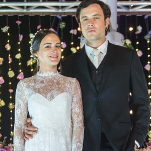 Bianca Bin e Sergio Guizé foram o casal Clara e Gael na primeira fase de 'O Outro Lado do Paraíso'