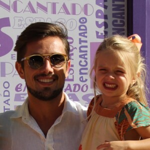 'Eles ficaram em pânico e olharam para mim bem na hora de uma contração. Eles entraram em desespero e foram escoltando a gente até a maternidade', contou Mariana Bridi