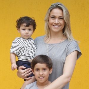 'Só isso pra fazer sorrir', diz Fê Gentil sobre filho após Brasil ser eliminado da Copa nesta sexta-feira, dia 06 de julho de 2018