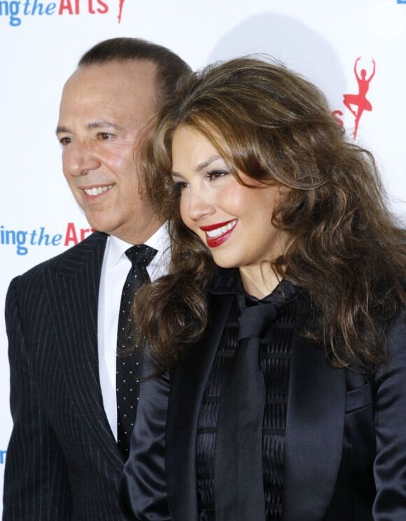 Thalía é casada com Tommy Mottola, presidente da Sony Music; aqui os dois são vistos no tapete vermelho do Baile de Gala do Metropolitan, em setembro de 2011, em Nova York