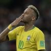 O próximo compromisso em que Neymar é guardado é o leilão beneficente de seu instituto, no dia 19 de julho em São Paulo