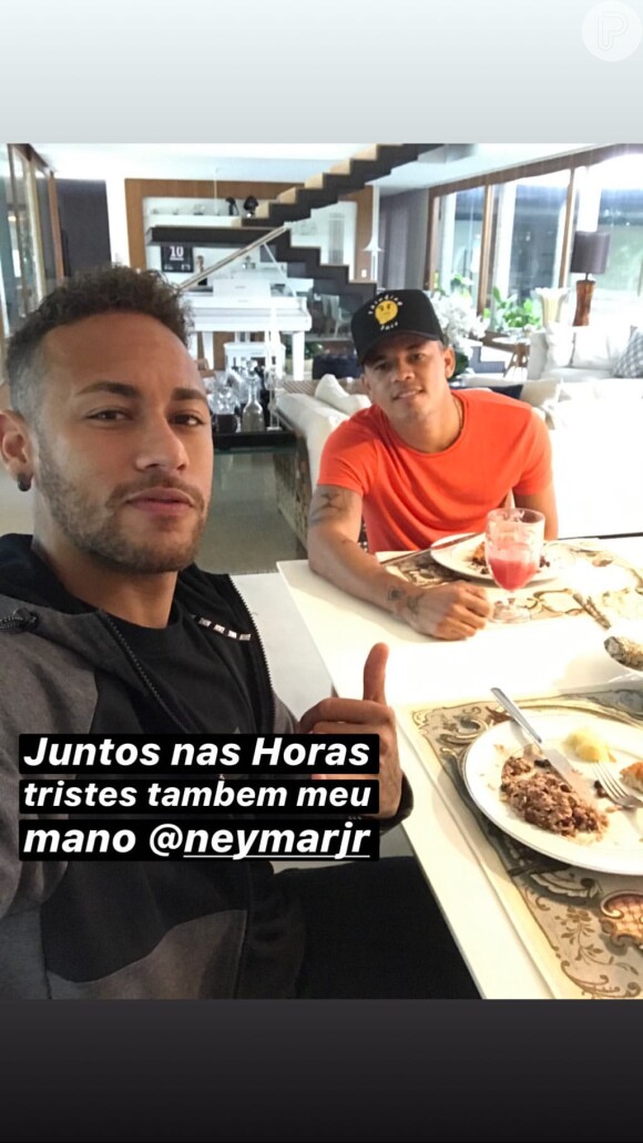Jota Amâncio mostra clique em família com Neymar