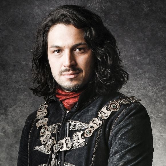 Afonso (Romulo Estrela) descobre ter sido enganado por Catarina (Bruna Marquezine) na reta final da novela 'Deus Salve o Rei': 'Não sou o pai do filho de Catarina!'