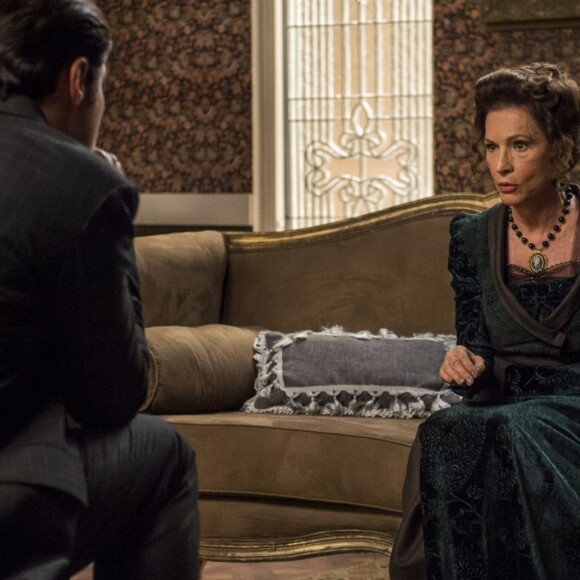 Darcy (Thiago Lacerda) acusa Lady Margareth (Natália do Vale) pela prisão de Elisabeta (Nathalia Dill) nos próximos capítulos da novela 'Orgulho e Paixão': 'Foi tudo obra sua!'