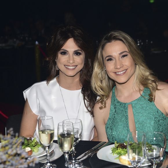 Fernanda Gentil assumiu o relacionamento com Priscila Montandon em setembro de 2016